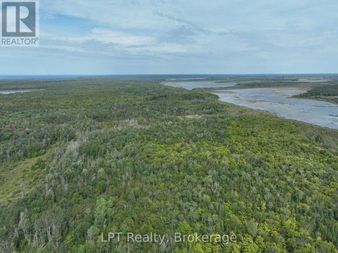 387 SPRY LAKE ROAD, South Bruce Peninsula, Ontario, N0H2T0