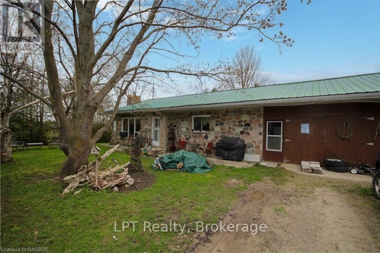 387 SPRY LAKE ROAD, South Bruce Peninsula, Ontario, N0H2T0