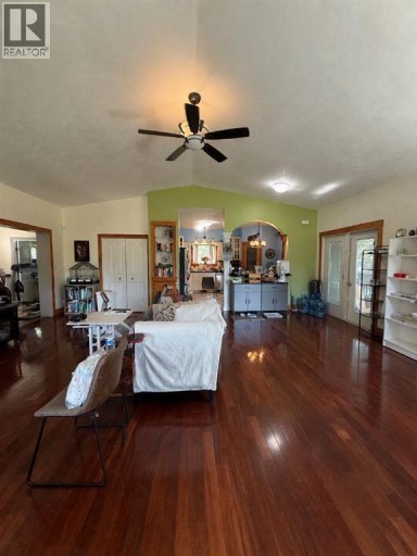 1404, Railway Avenue, Enilda, Alberta, T0G0W0