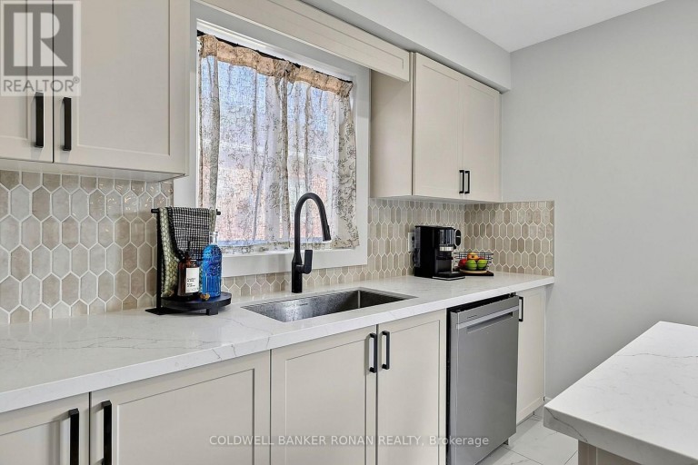 99 RUFFET DRIVE, Barrie (Edgehill Drive), Ontario, L4N0N7