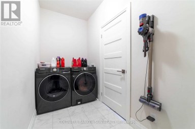 1301 SANDBAR STREET London North (North I) Ontario photo 11