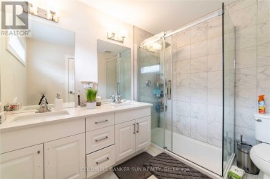 1301 SANDBAR STREET London North (North I) Ontario photo 17