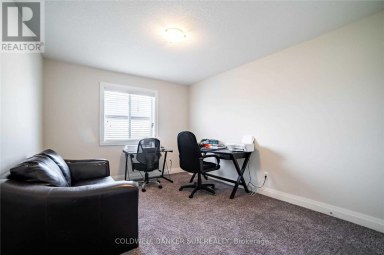 1301 SANDBAR STREET London North (North I) Ontario photo 20