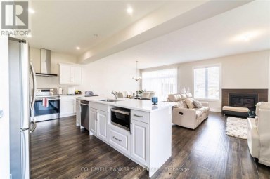 1301 SANDBAR STREET London North (North I) Ontario photo 8