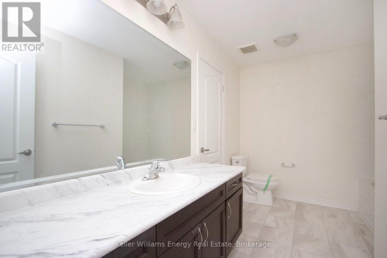 56 WESTFIELD DRIVE, Whitby, Ontario, L1P0E9