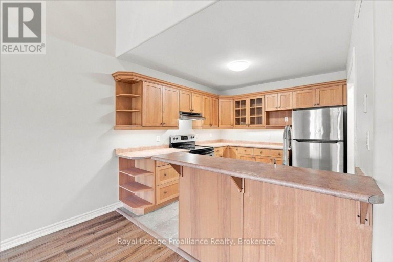 12 - 25 HEARTWOOD DRIVE, Belleville (Belleville Ward), Ontario, K8P5M2