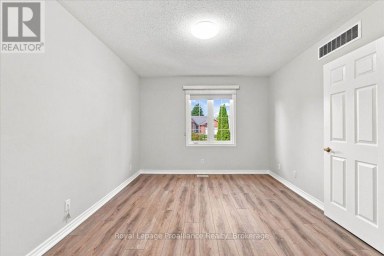 12 - 25 HEARTWOOD DRIVE Belleville (Belleville Ward) Ontario photo 23