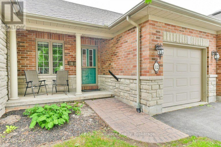 12 - 25 HEARTWOOD DRIVE, Belleville (Belleville Ward), Ontario, K8P5M2