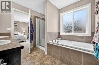 74 Heritage Landing Cochrane Alberta photo 30