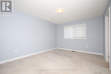 30 MOSES CRESCENT Clarington (Bowmanville) Ontario photo 15