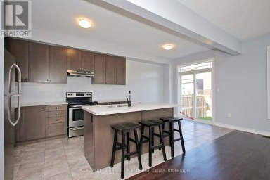 30 MOSES CRESCENT Clarington (Bowmanville) Ontario photo 9