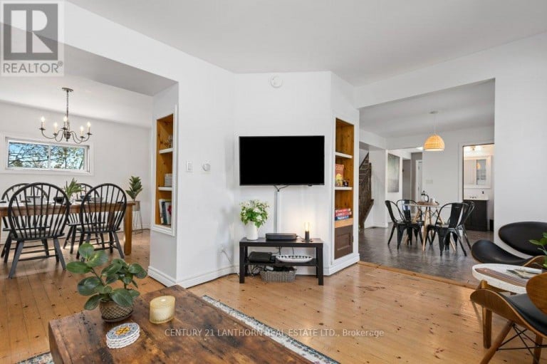 986 BLACK ROAD, Prince Edward County (Sophiasburg Ward), Ontario, K0K1W0