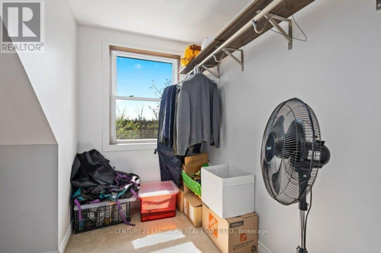 986 BLACK ROAD, Prince Edward County (Sophiasburg Ward), Ontario, K0K1W0