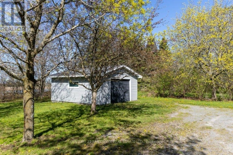986 BLACK ROAD, Prince Edward County (Sophiasburg Ward), Ontario, K0K1W0