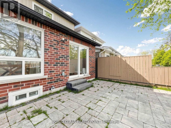 1638 NORWILL CRESCENT, Oshawa (Samac), Ontario, L1G7V2