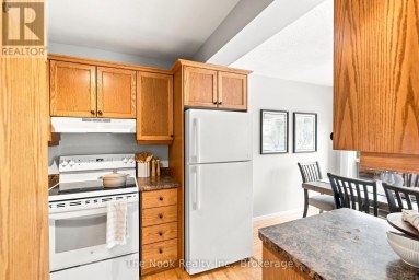 27 THE BRIDLE PATH Clarington (Bowmanville) Ontario photo 24