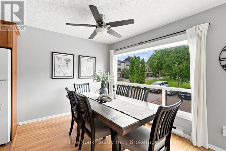 27 THE BRIDLE PATH, Clarington (Bowmanville), Ontario, L1C3W1