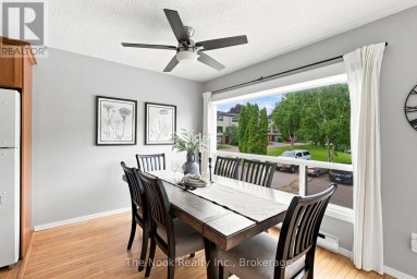 27 THE BRIDLE PATH Clarington (Bowmanville) Ontario photo 36