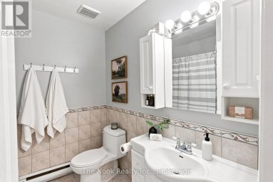 27 THE BRIDLE PATH Clarington (Bowmanville) Ontario photo 41