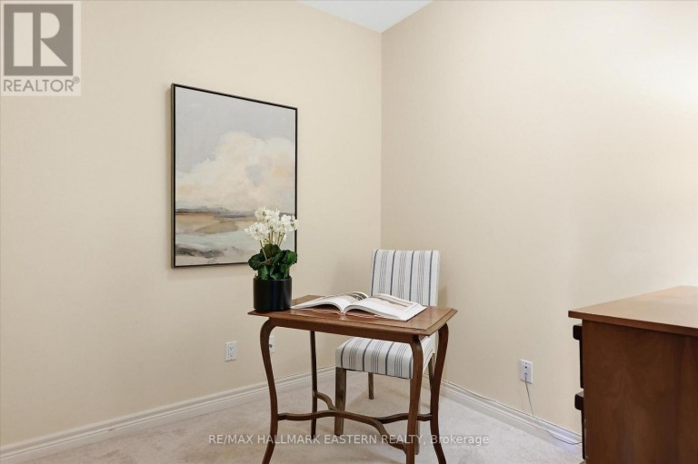 PH16 - 869 CLONSILLA AVENUE, Peterborough (Otonabee Ward 1), Ontario, K9J0B7