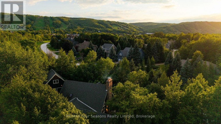 129 DAVOS DRIVE, Blue Mountains, Ontario, L9Y0S9