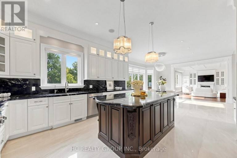 19 MICHIGAN DRIVE, Toronto (Newtonbrook East), Ontario, M2M3H9