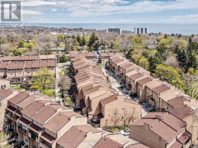 95 - 50 SCARBOROUGH GOLF CLUB ROAD, Toronto (Scarborough Village), Ontario, M1M3T5