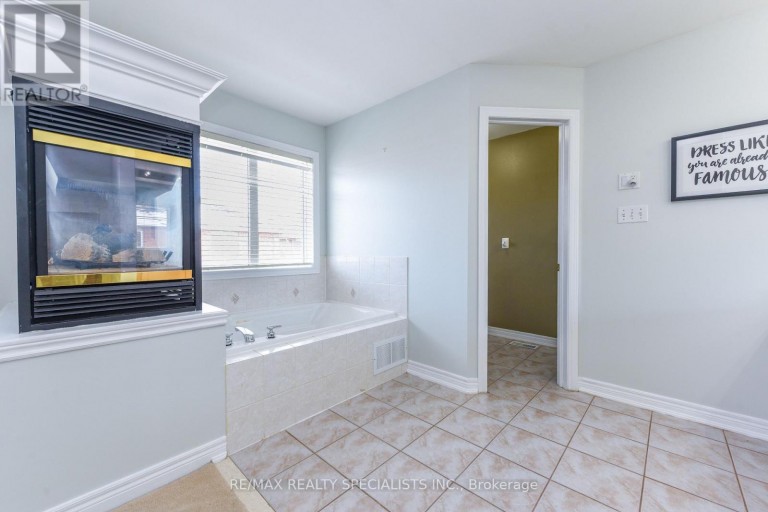 41 MADRONNA GARDENS, Brampton (Fletcher's Meadow), Ontario, L7A2V9