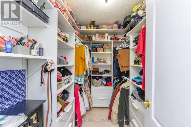 41 MADRONNA GARDENS, Brampton (Fletcher's Meadow), Ontario, L7A2V9