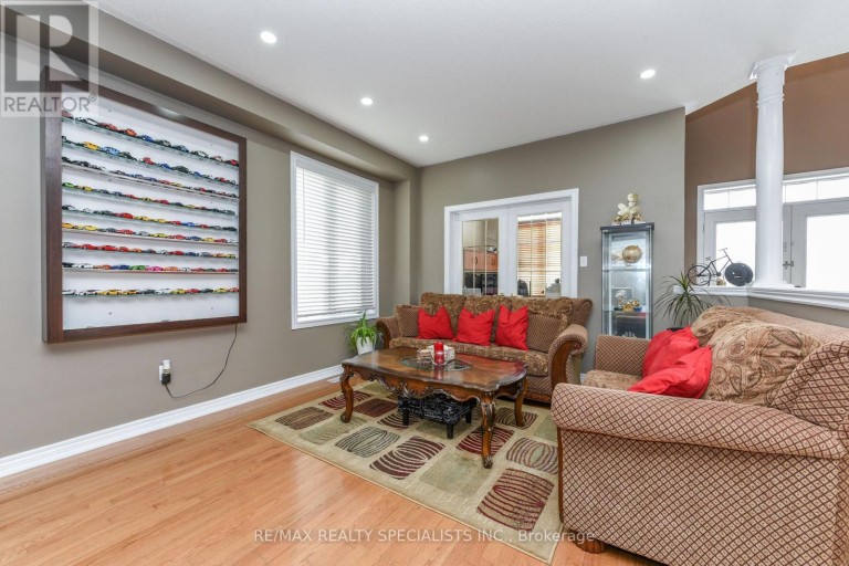 41 MADRONNA GARDENS, Brampton (Fletcher's Meadow), Ontario, L7A2V9