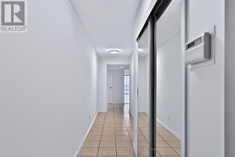 2801 - 3650 KANEFF CRESCENT, Mississauga (Mississauga Valleys), Ontario, L5A4A1