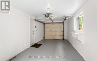 588 WALKERS LINE Burlington (Roseland) Ontario photo 39