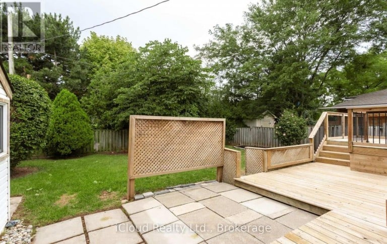 588 WALKERS LINE, Burlington (Roseland), Ontario, L7N2E5