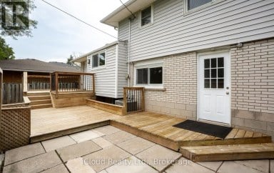 588 WALKERS LINE Burlington (Roseland) Ontario photo 45