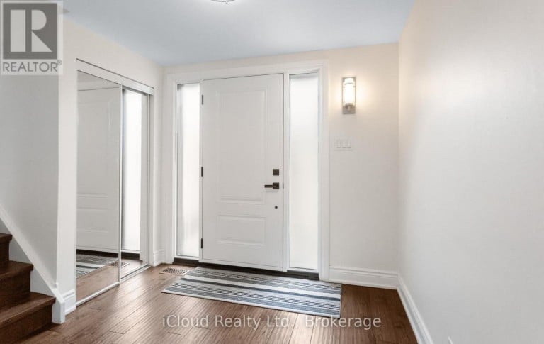 588 WALKERS LINE, Burlington (Roseland), Ontario, L7N2E5