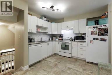 31 Deer Place SE Calgary Alberta photo 22