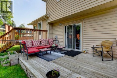 31 Deer Place SE Calgary Alberta photo 26