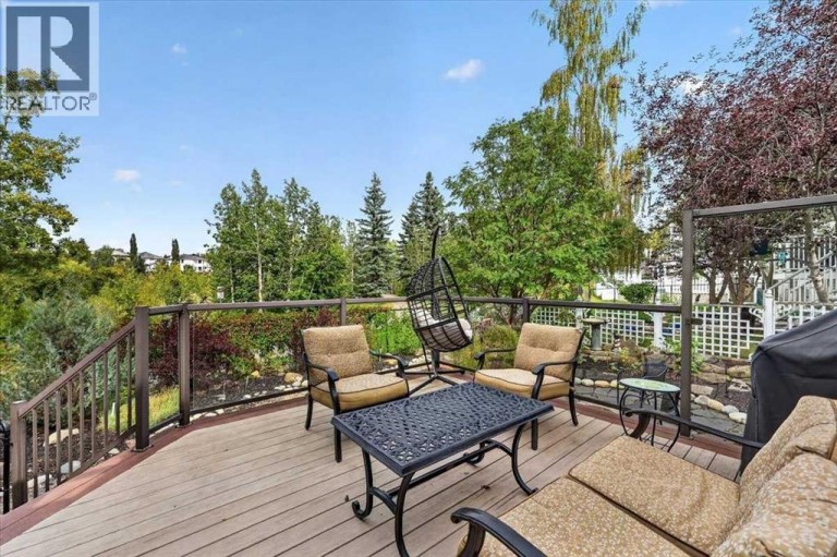 16 Rocky Ridge Landing NW, Calgary, Alberta, T3G4E3