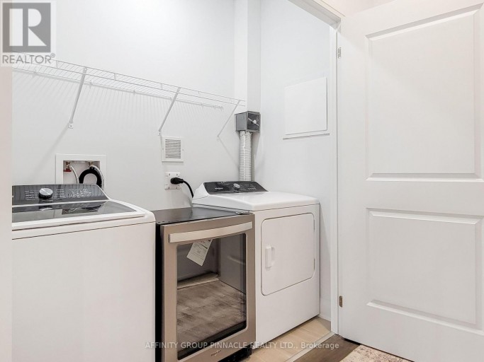 201 - 99 LOUISA STREET, Kawartha Lakes (Fenelon Falls), Ontario, K0M1N0