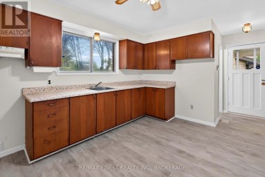 92 CLIFF CRESCENT Kingston (Central City West) Ontario photo 9