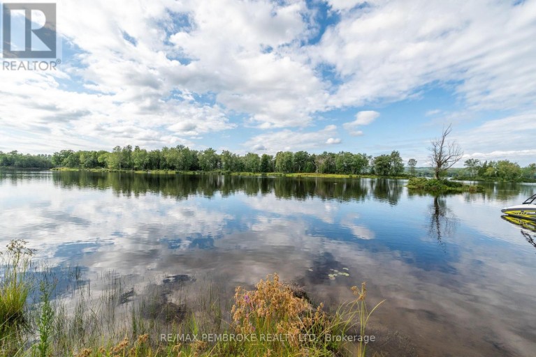 69 SINKHOLE TRAIL, Whitewater Region, Ontario, K0J2L0