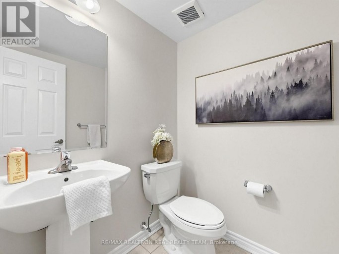 2708 BURKHOLDER DRIVE, Pickering, Ontario, L1X0G2