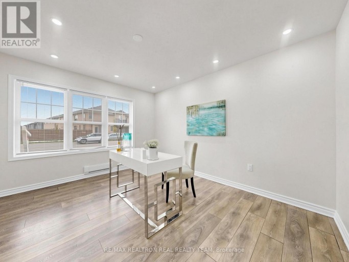 2708 BURKHOLDER DRIVE, Pickering, Ontario, L1X0G2