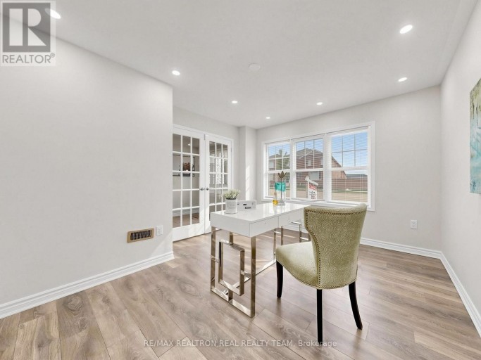 2708 BURKHOLDER DRIVE, Pickering, Ontario, L1X0G2