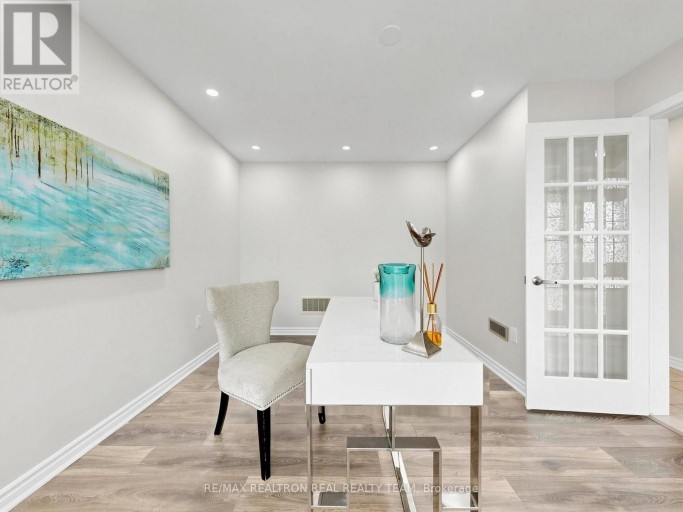 2708 BURKHOLDER DRIVE, Pickering, Ontario, L1X0G2