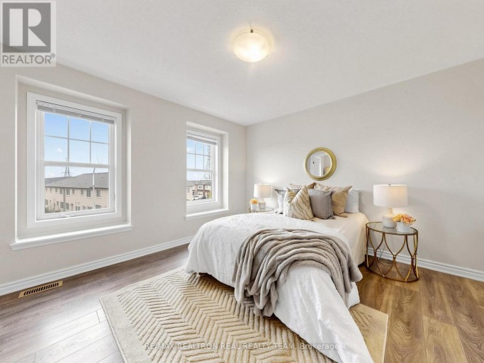 2708 BURKHOLDER DRIVE, Pickering, Ontario, L1X0G2