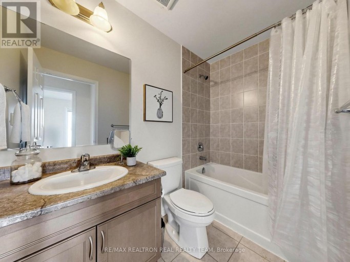 2708 BURKHOLDER DRIVE, Pickering, Ontario, L1X0G2