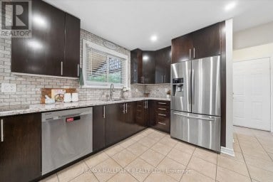 166 JAMES STREET Bradford West Gwillimbury (Bradford) Ontario photo 17