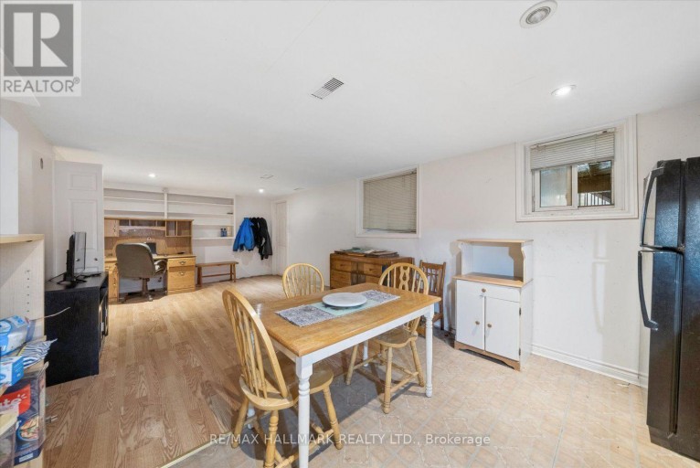 166 JAMES STREET, Bradford West Gwillimbury (Bradford), Ontario, L3Z1J7