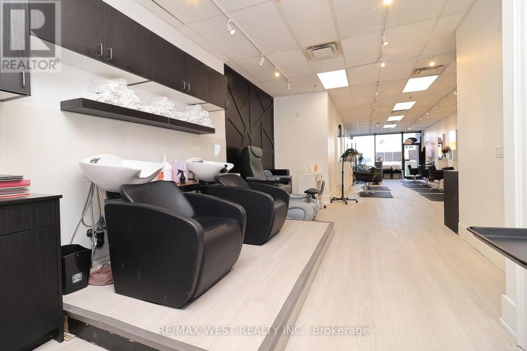 24 - 90 WINGES ROAD, Vaughan (Pine Valley Business Park), Ontario, L4L6A9